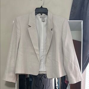Elegant Cream Women's Blazer